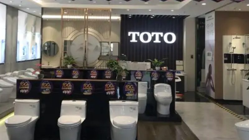 壁挂式马桶VS普通马桶：空间利用大比拼
