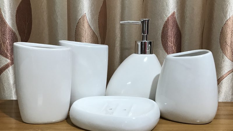 单槽还是双槽？揭秘家用不锈钢洗手盆的选购之道**